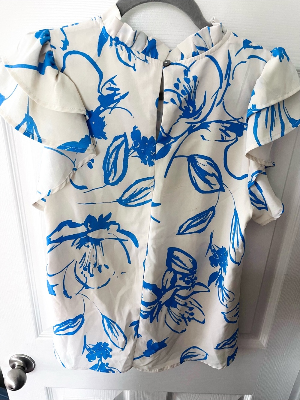 Entro  Top with Bold Blue Floral Print and Ruffles - Picture 2 of 5